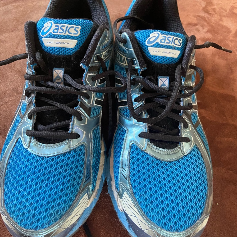 Running shoes - Picture 2 of 7